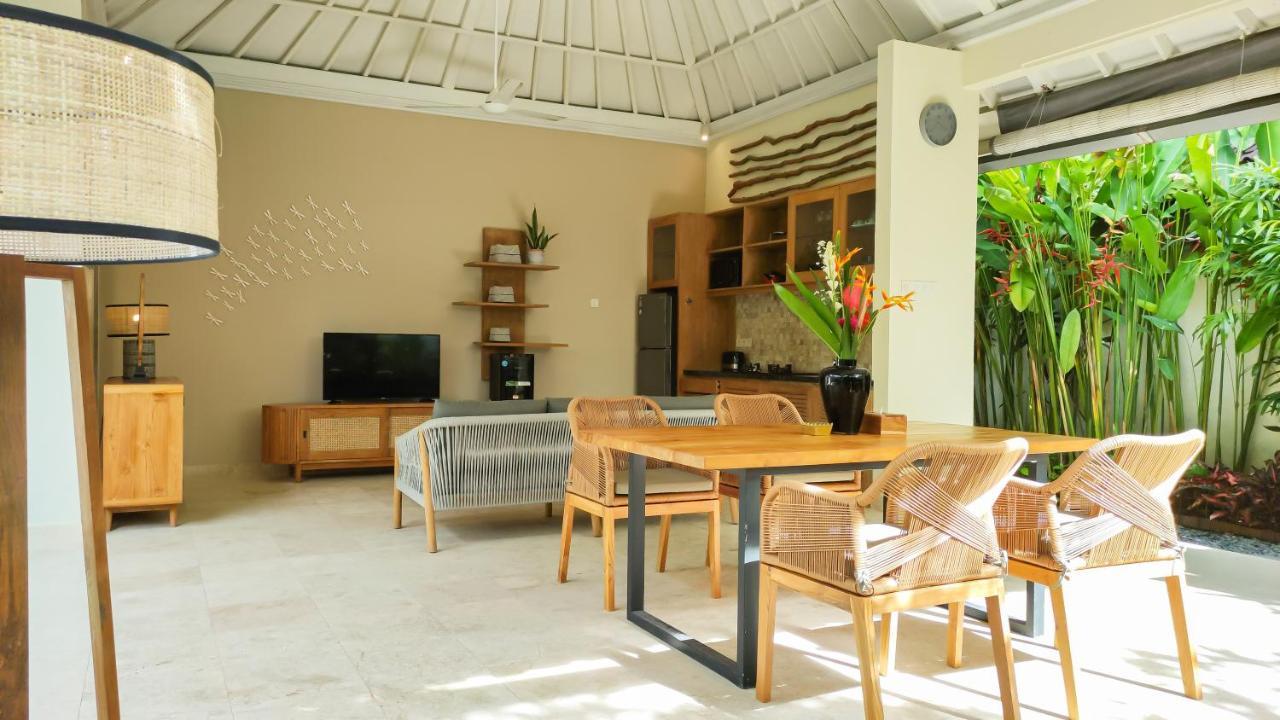 Seminyak Square Hotel And Villas Buitenkant foto